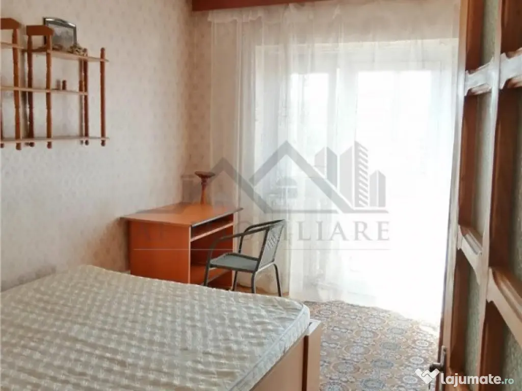 Apartament 4 camere Gara - Silvestru 