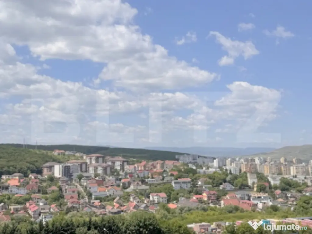 Apartament cu 3 camere, 75 mp, loc de parcare subteran, cart