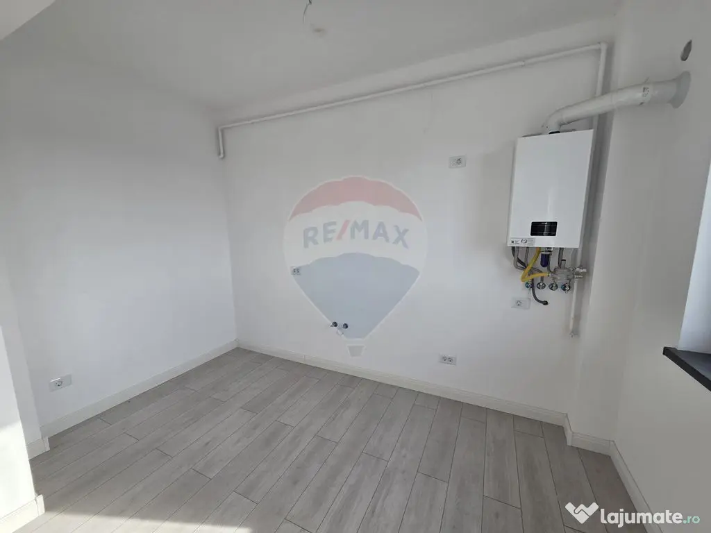 Apartament 2 camere etaj 3 din 4 