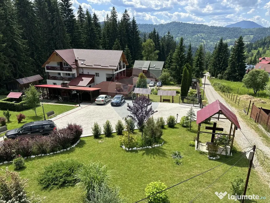 Hotel / Pensiune cu 18 camere de vânzare Durau 