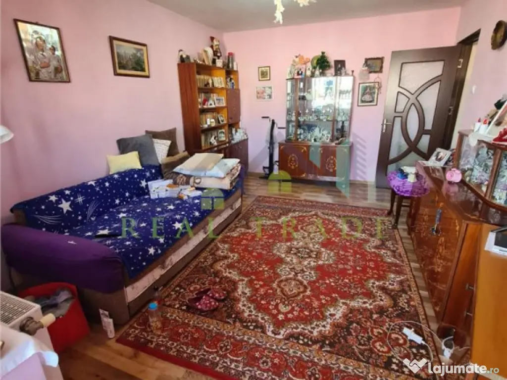 Apartament 2 camere decomandat Astra Carpatilor 