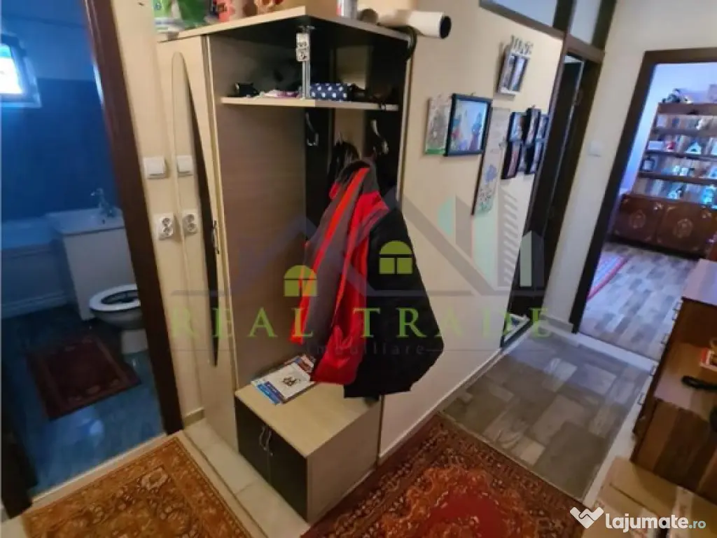 Apartament 2 camere decomandat Astra Carpatilor 