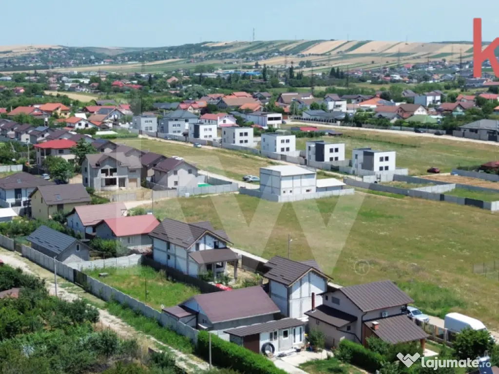 Teren Albesti,, deschidere 26 mp, intre case, imprejmuit- 34 