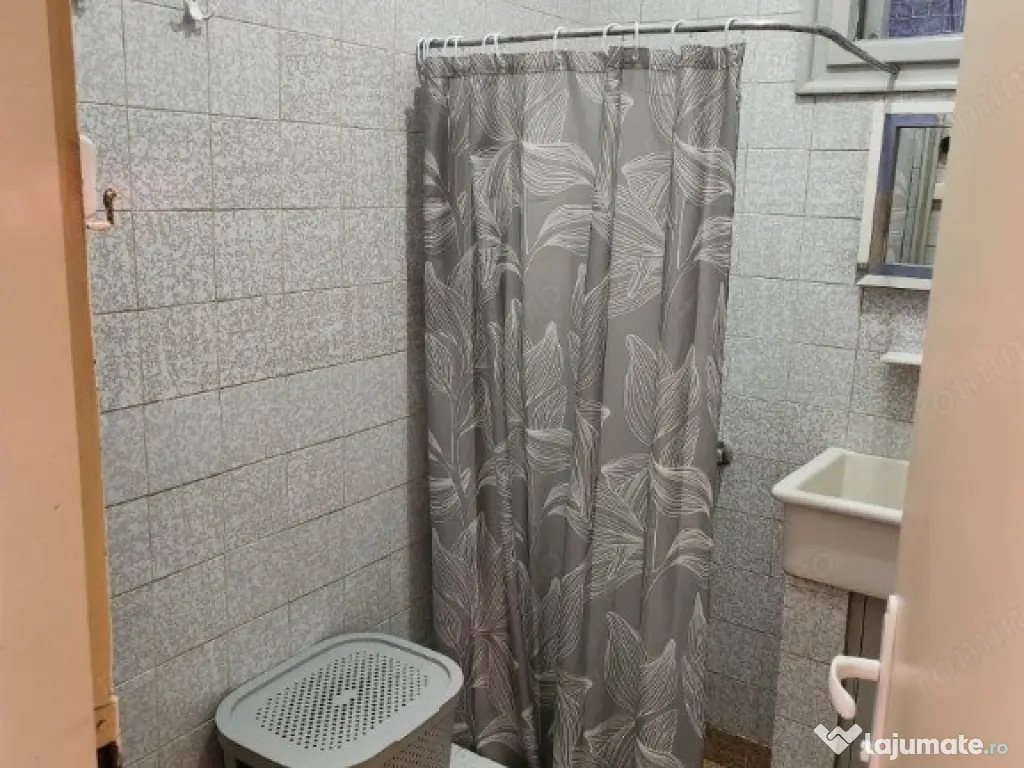 3 camere in zona Circumvalatiunii