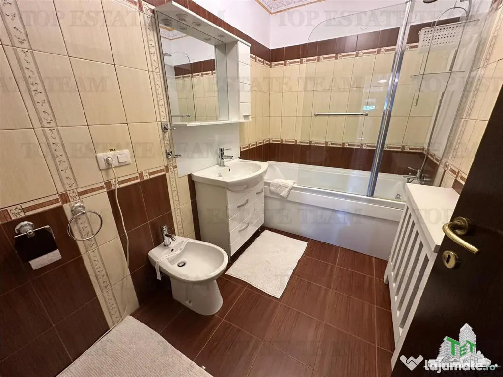 Apartament 4 camere cu terasa de inchiriat in zona Lacului 