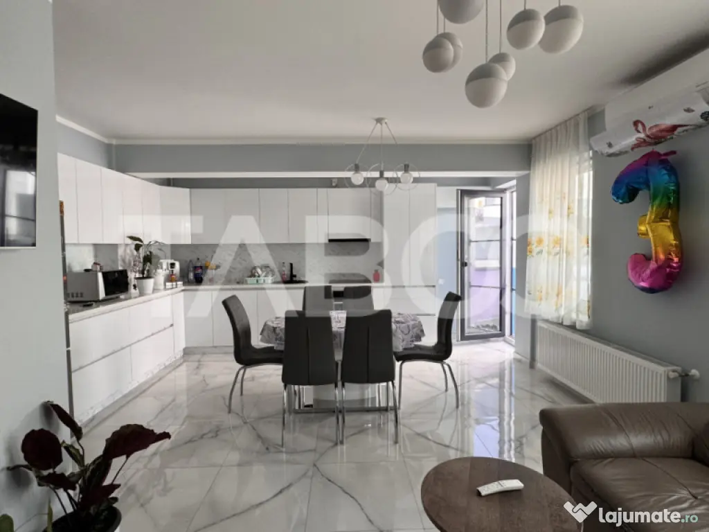 Apartament cu 3 camere de vanzare 80mp mobilat utilat terasa 