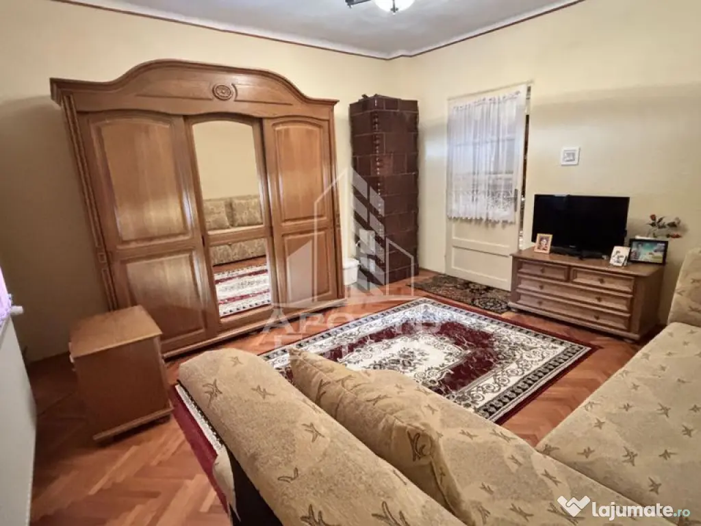 Casa spatioasa, teren 1348 mp, Giarmata 