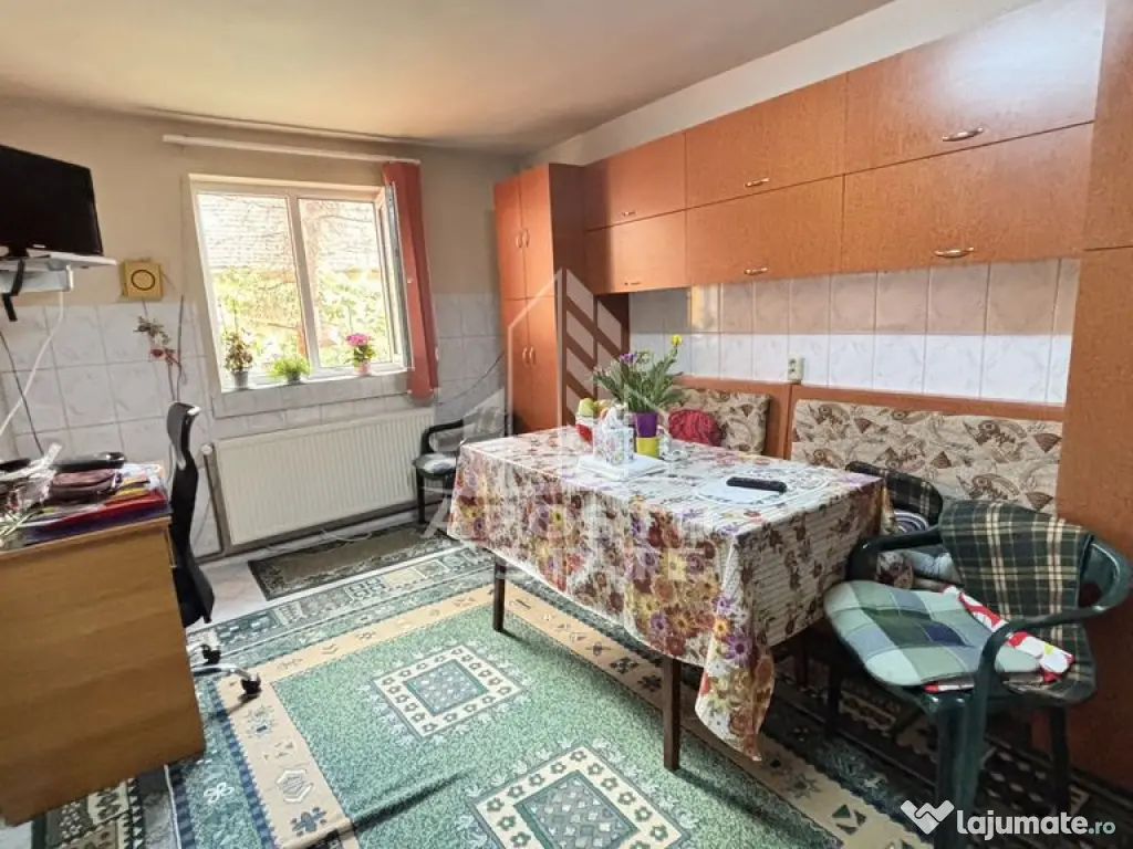 Casa spatioasa, teren 1348 mp, Giarmata 