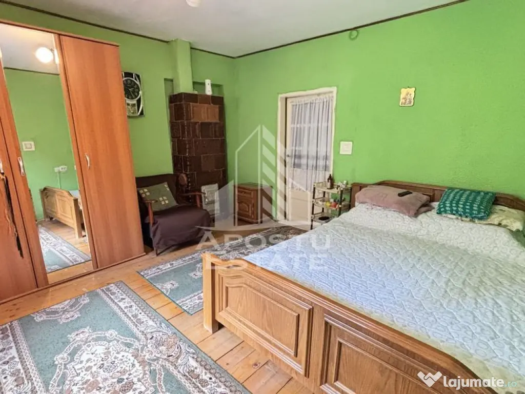 Casa spatioasa, teren 1348 mp, Giarmata 