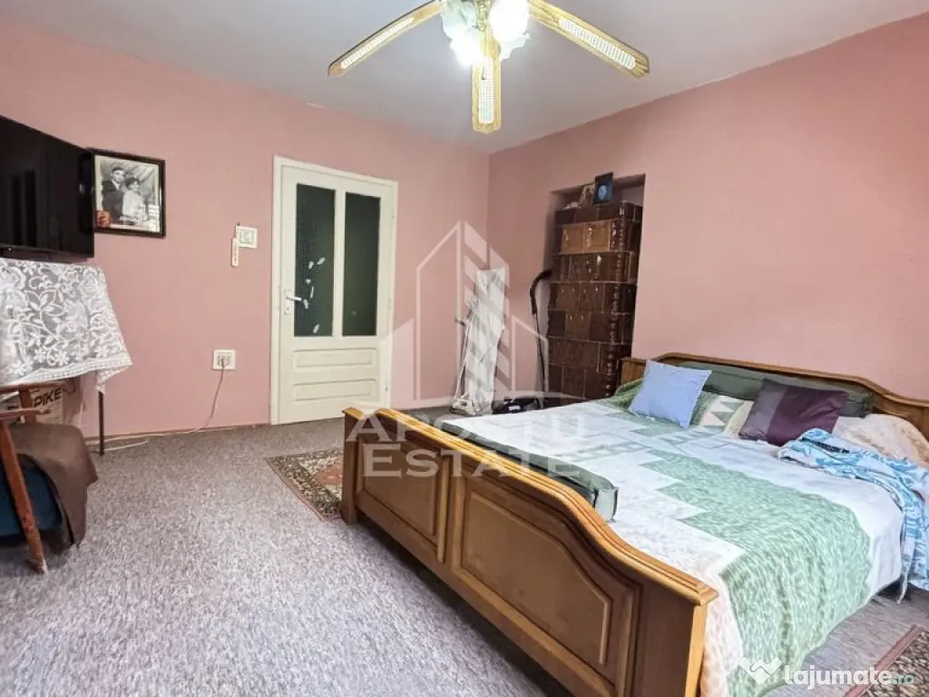 Casa spatioasa, teren 1348 mp, Giarmata 