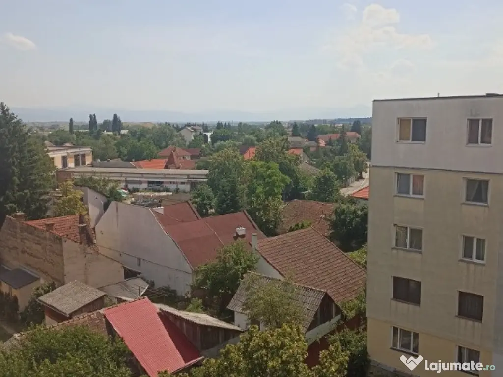 De vânzare apartament cu 3 camere în Sfântu Gheorghe