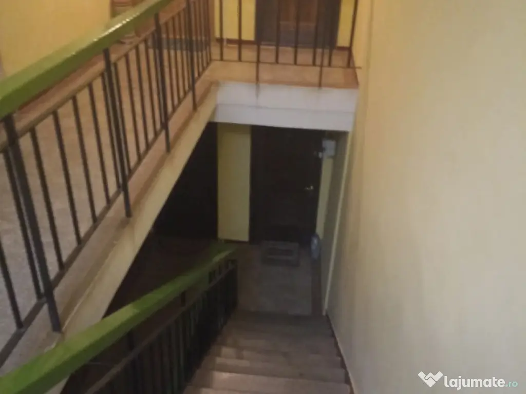 De vânzare apartament cu 3 camere în Sfântu Gheorghe