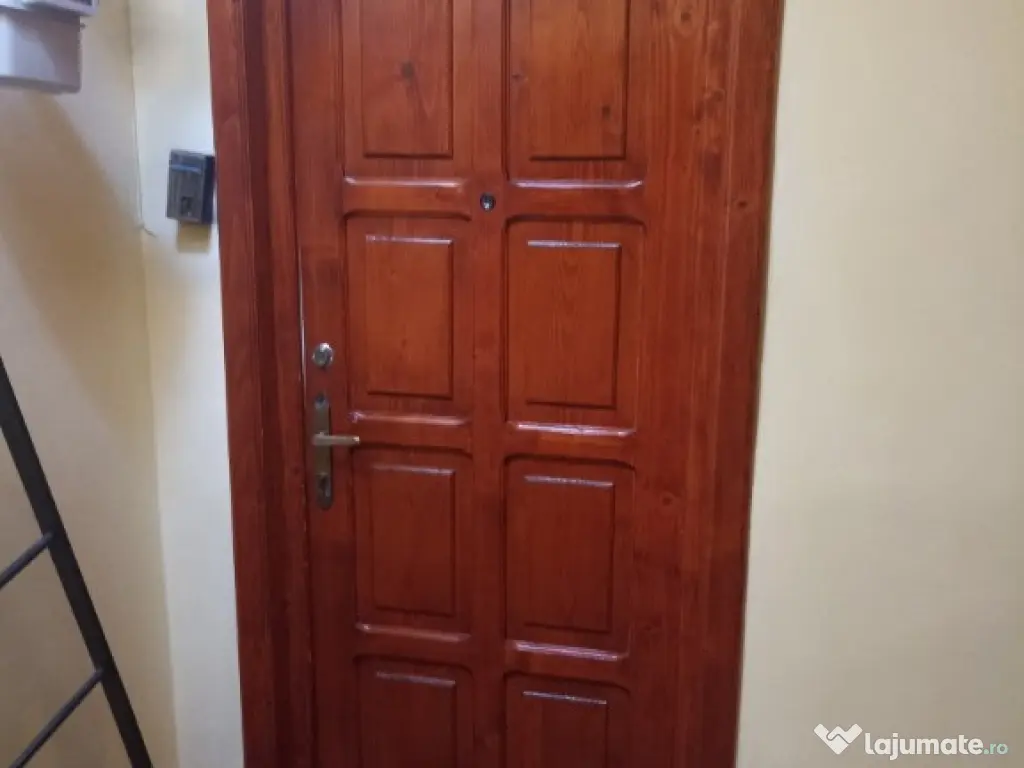 De vânzare apartament cu 3 camere în Sfântu Gheorghe