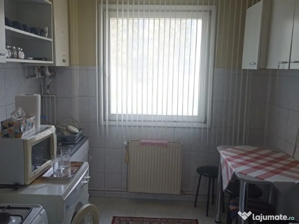 De vânzare apartament cu 3 camere în Sfântu Gheorghe