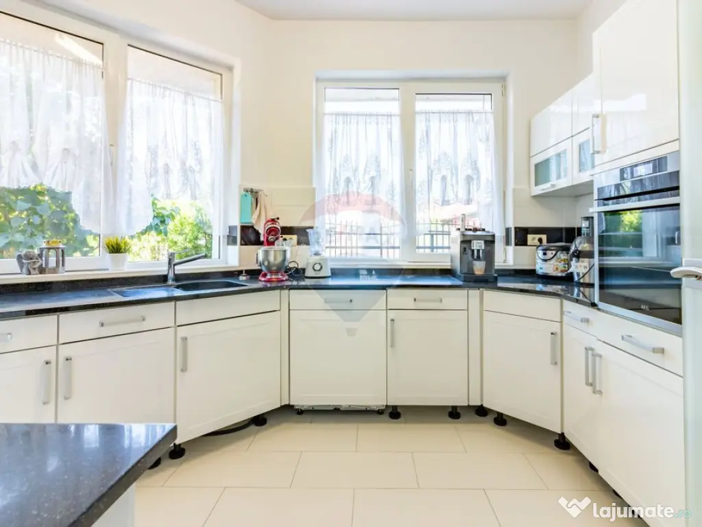 Casă spațioasă lângă București – mobilată, utila...