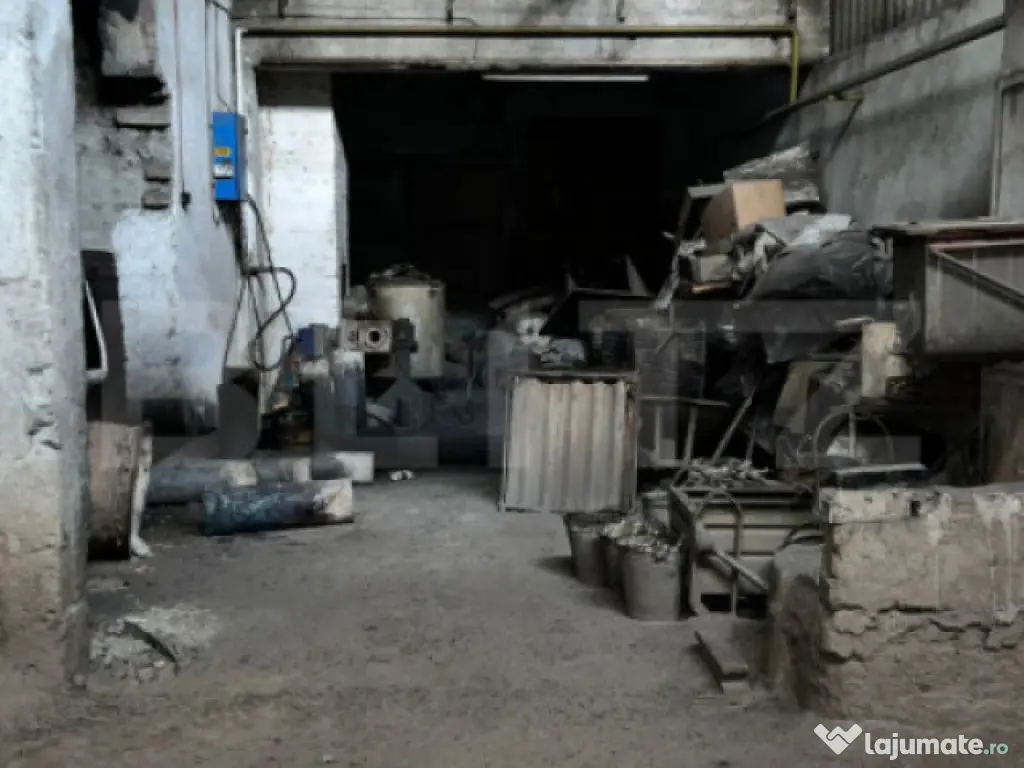 Spatiu Industrial de inchiriat, 350 mp, zona Dambul Rotund