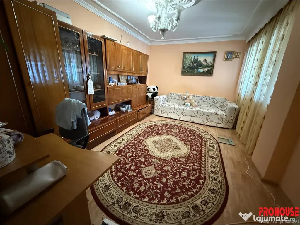 Mioritei- Energiei - 2 camere decomandate 