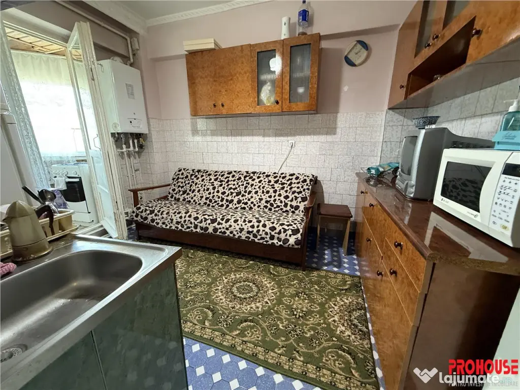 Mioritei- Energiei - 2 camere decomandate 