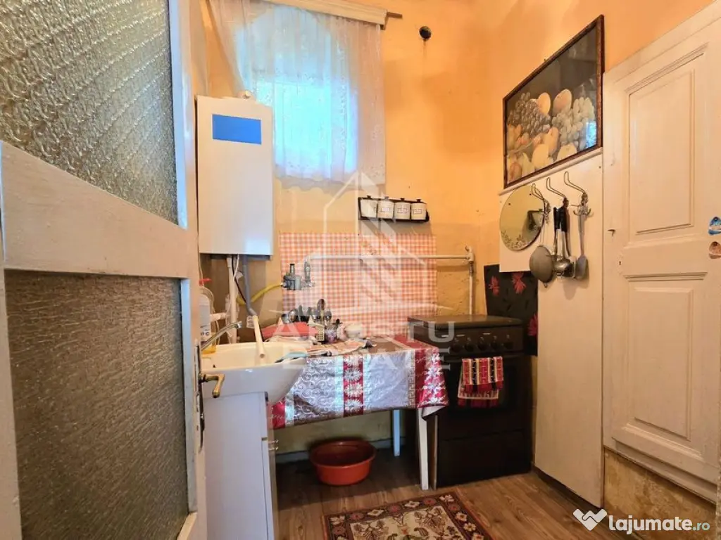 Casa 6 camere, Sandra, Teren 2217 mp