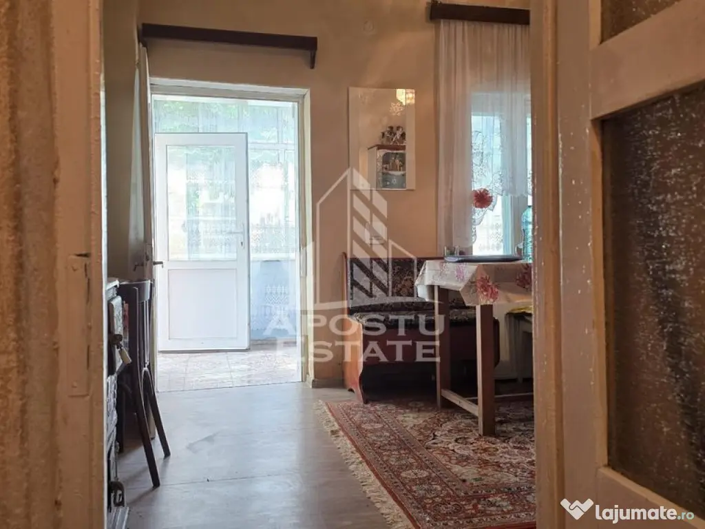 Casa 6 camere, Sandra, Teren 2217 mp