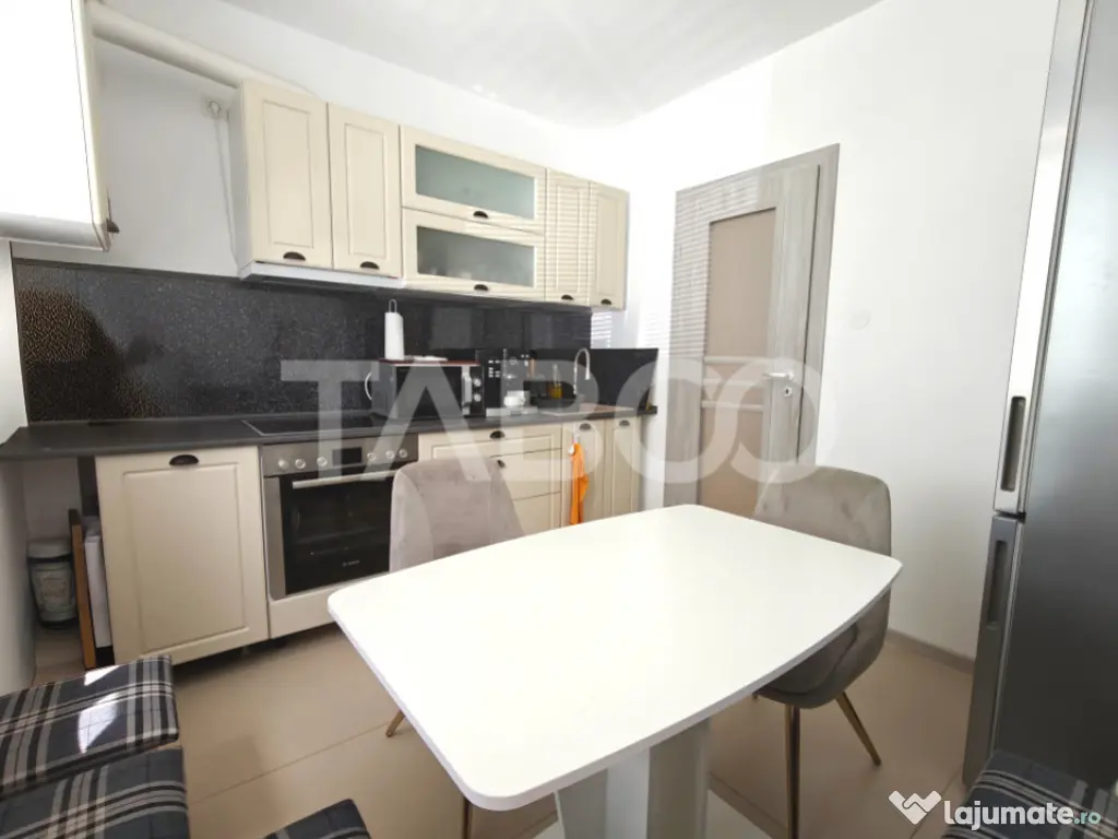 Apartament modern si spatios cu 3 camere 2 bai - 73 mp - com