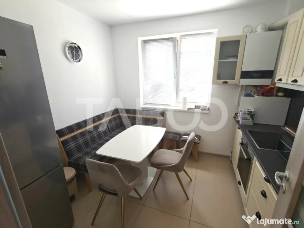 Apartament modern si spatios cu 3 camere 2 bai - 73 mp - com
