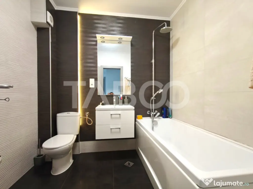 Apartament modern si spatios cu 3 camere 2 bai - 73 mp - com