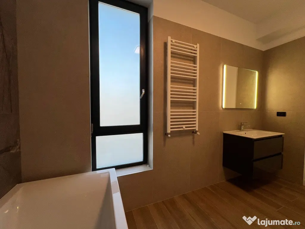 LA CHEIE! gata de mutare The Class Villas Tunari, TEREN 300 MP 