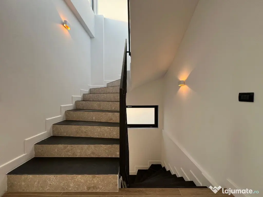 LA CHEIE! gata de mutare The Class Villas Tunari, TEREN 300 MP 