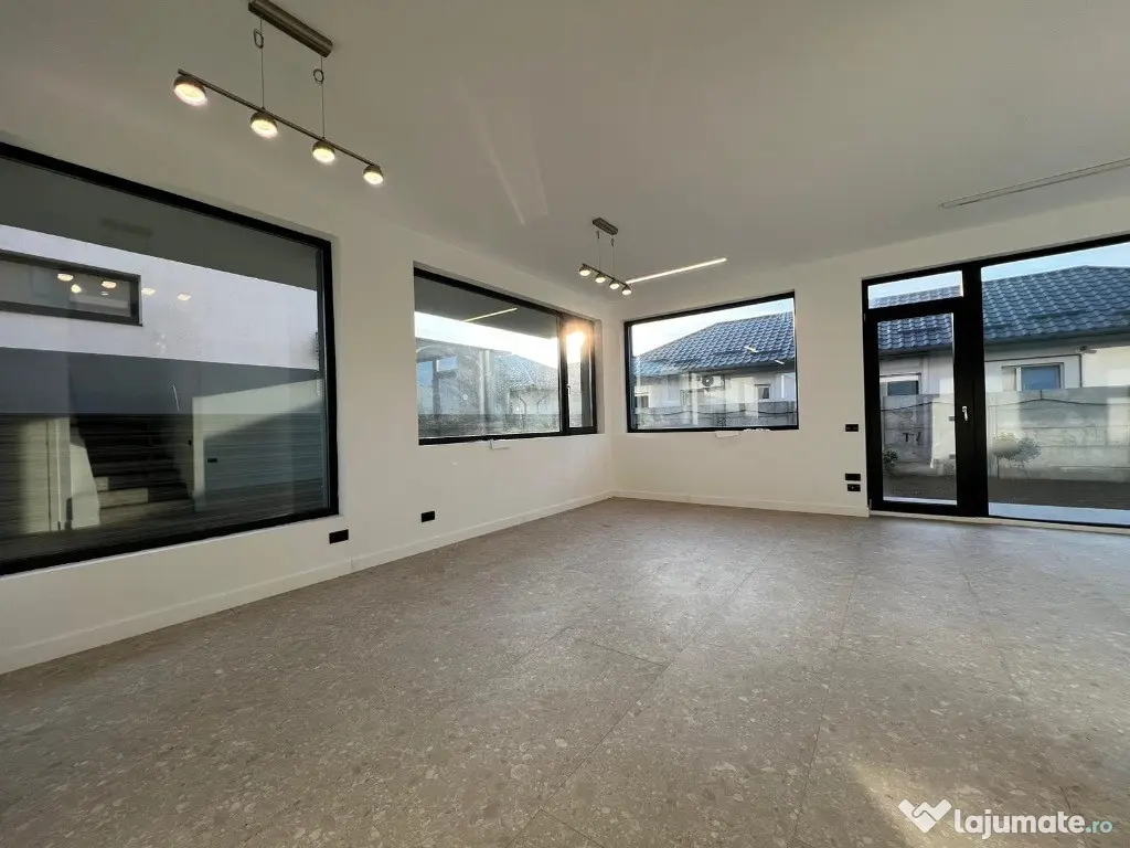 LA CHEIE! gata de mutare The Class Villas Tunari, TEREN 300 MP 