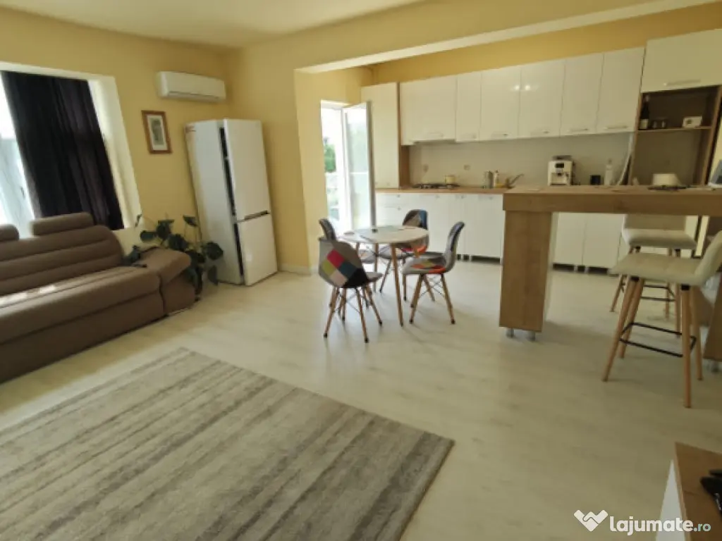 Apartament de vanzare, cu 3 camere, Garden Villas, zona Br?