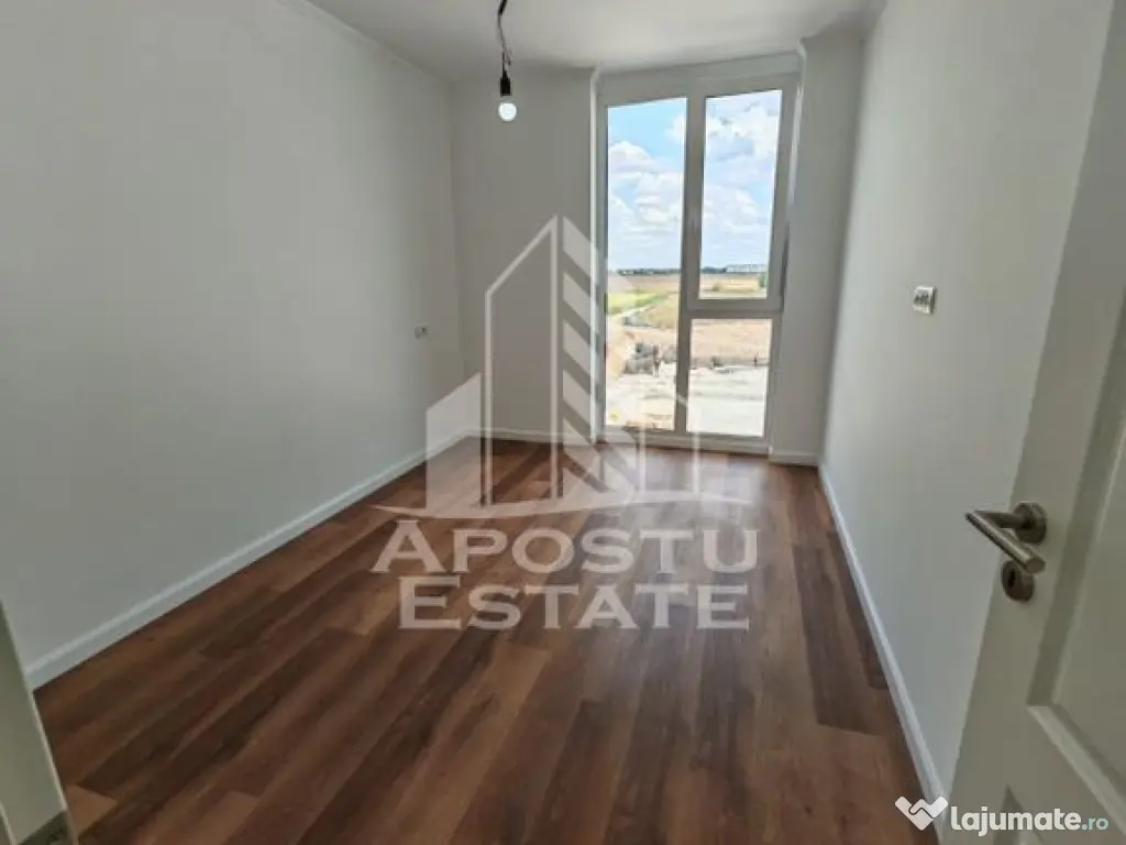 Apartament cu 2 camere, nemobilat, zona Torontalului 