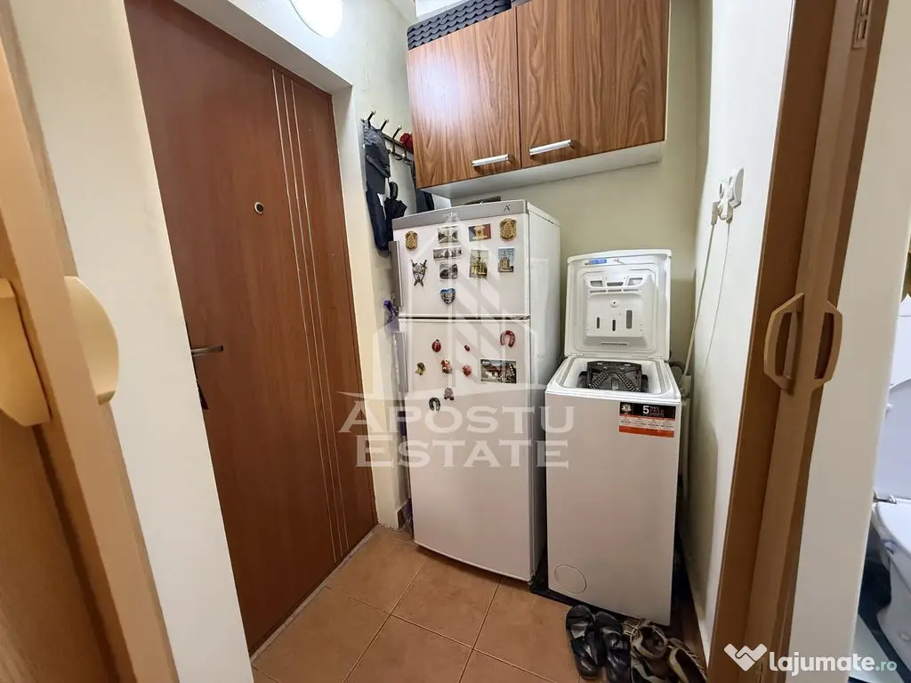 Apartament cu o camera, etajul 3, centrala proprie, zona ...