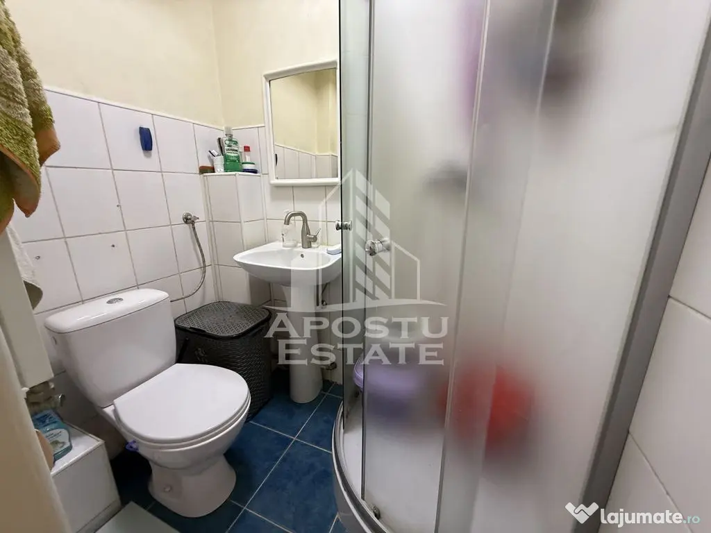 Apartament cu o camera, etajul 3, centrala proprie, zona ...