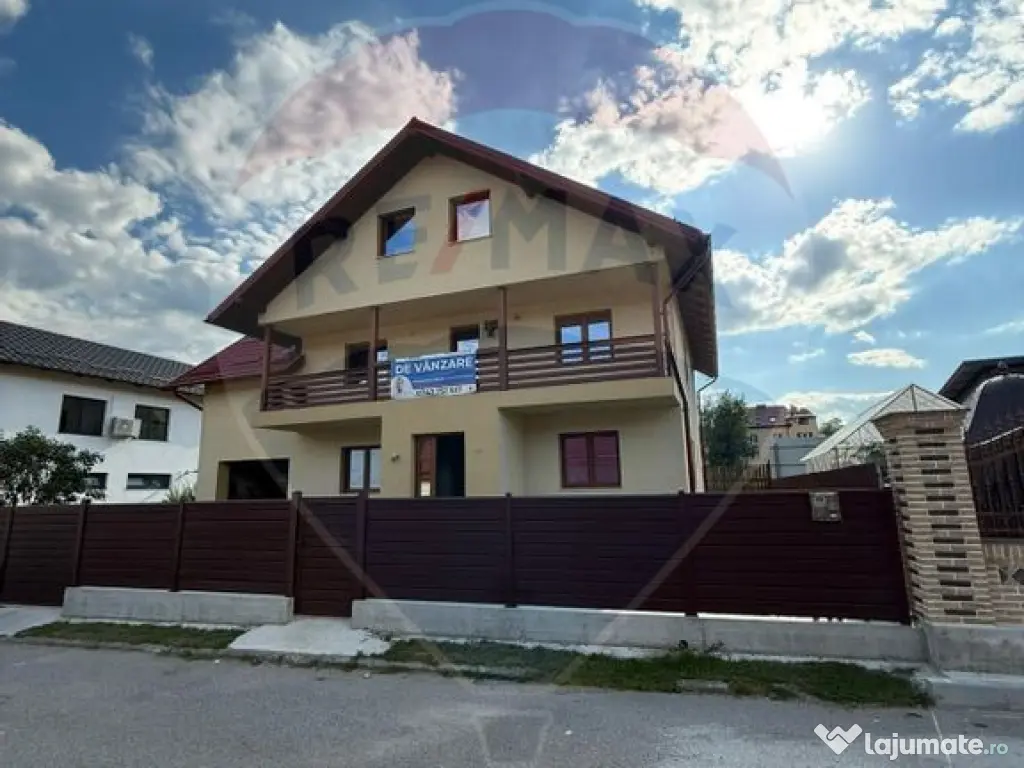 Casă / Vilă cu 5 camere de vânzare în zona Central Gu... 