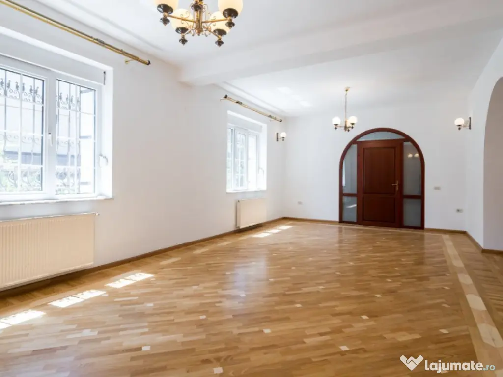 Vila 1 Mai- Chibrit-pentru doua familii 