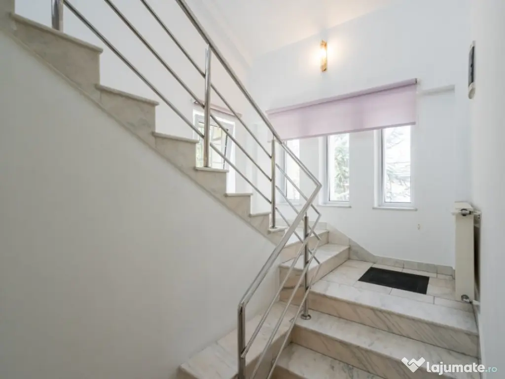 Vila 1 Mai- Chibrit-pentru doua familii 