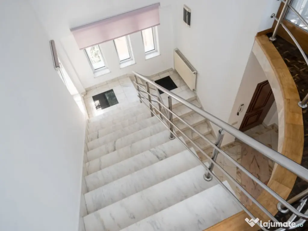 Vila 1 Mai- Chibrit-pentru doua familii 