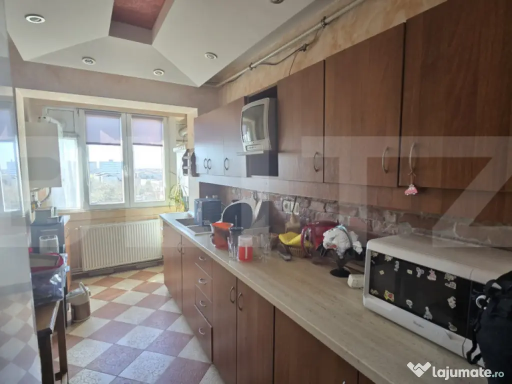 Apartament 3 camere, 67 mp, Micro 14