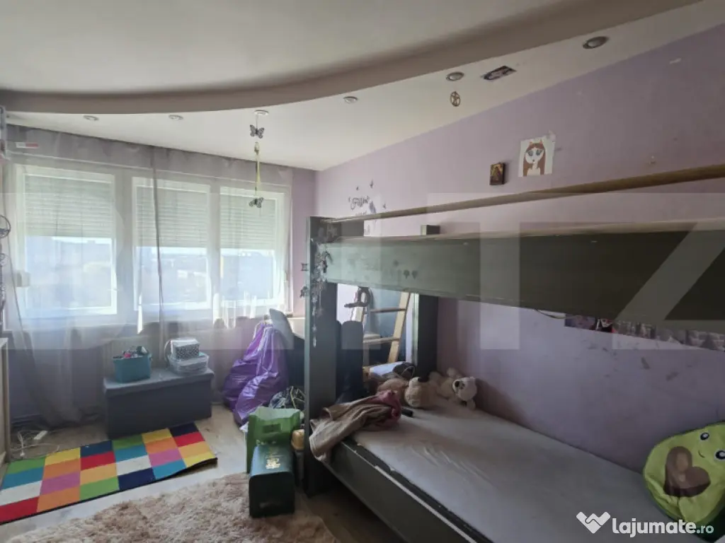 Apartament 3 camere, 67 mp, Micro 14