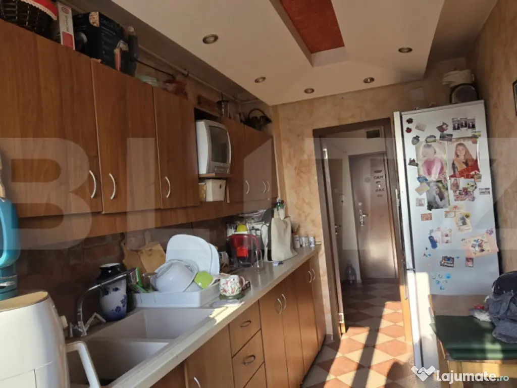 Apartament 3 camere, 67 mp, Micro 14