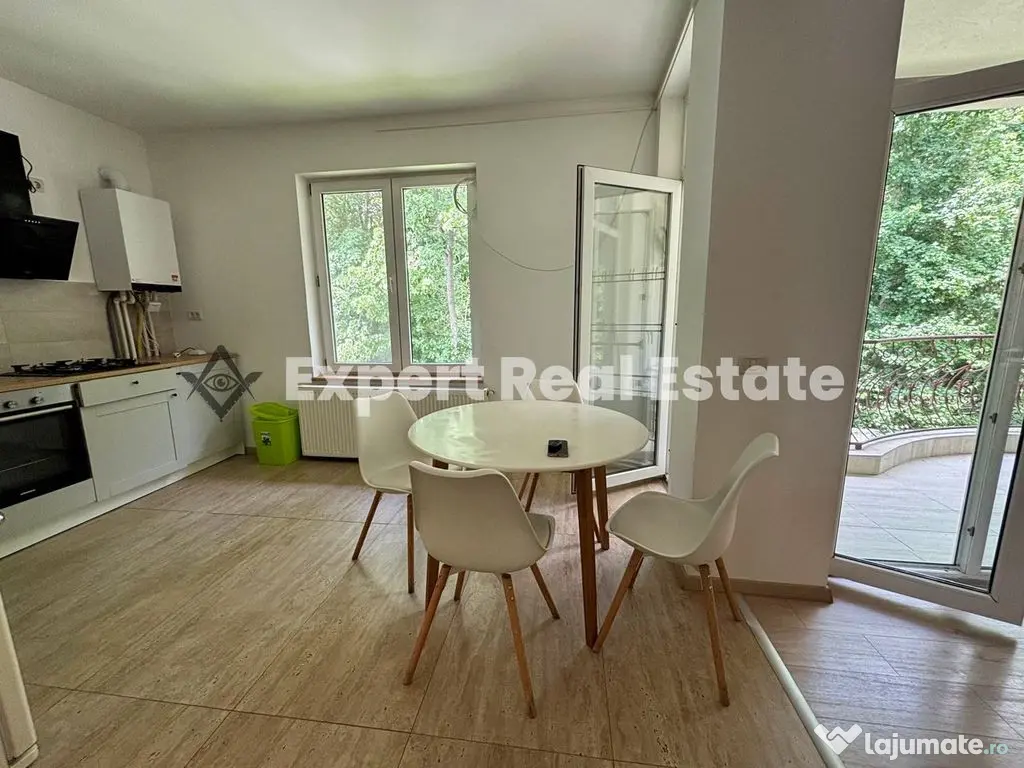 APARTAMENT SPATIOS 3 CAMERE-OTOPENI 