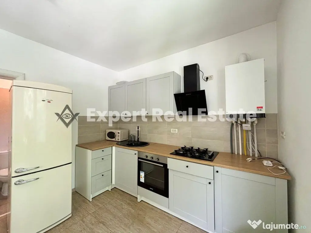 APARTAMENT SPATIOS 3 CAMERE-OTOPENI 