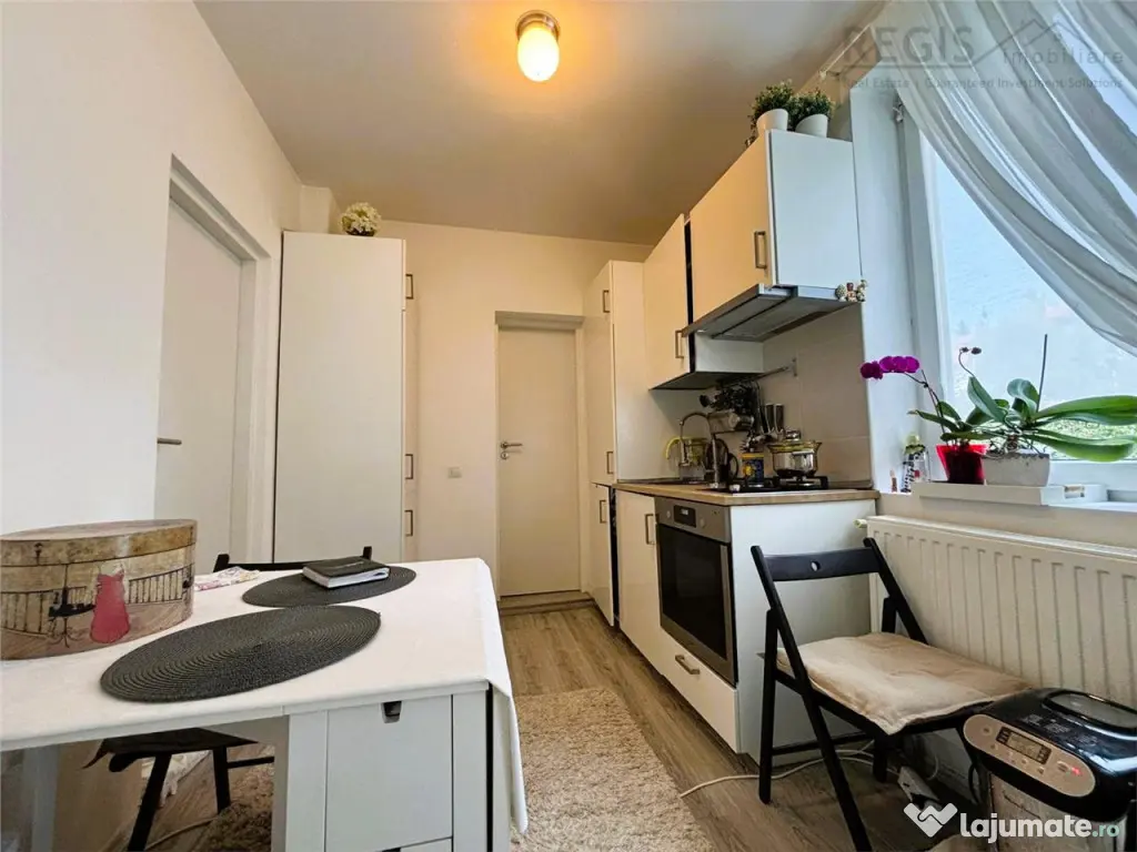 Apartament Cochet Ultracentral Curte 140MP Predeal