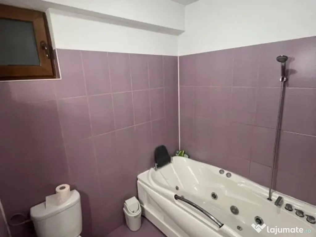 Apartament cu 4 camere FOARTE MARE inel 1