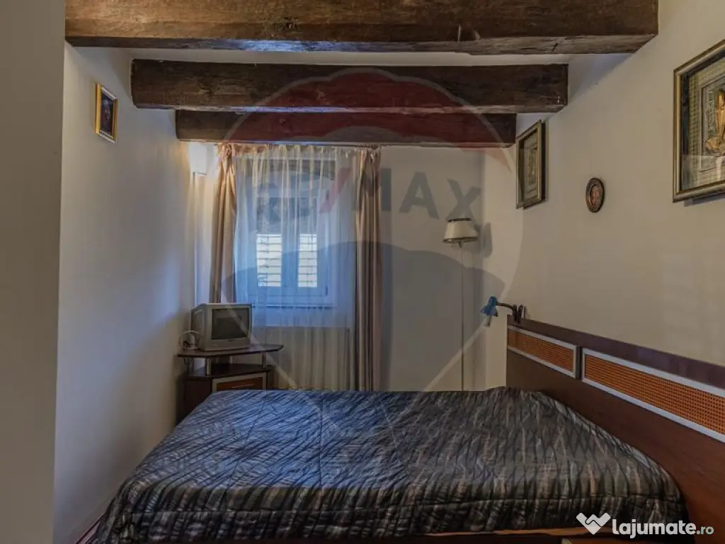 Casă saseasca cu Poveste in inima Transilvaniei/5500 mp ...