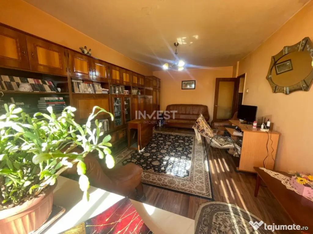 Apartament de vanzare cu 3 camere, 2 băi zona Pacurari- Luk