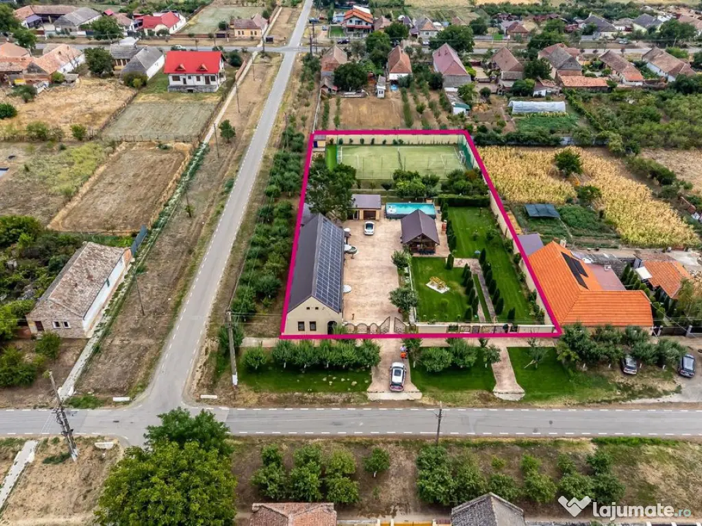 Proprietate de vis cu teren 2.880 mp și facilități PRE...