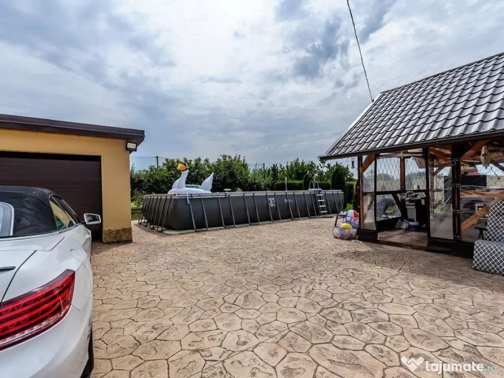 Proprietate de vis cu teren 2.880 mp și facilități PRE...