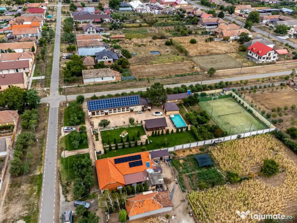 Proprietate de vis cu teren 2.880 mp și facilități PRE...